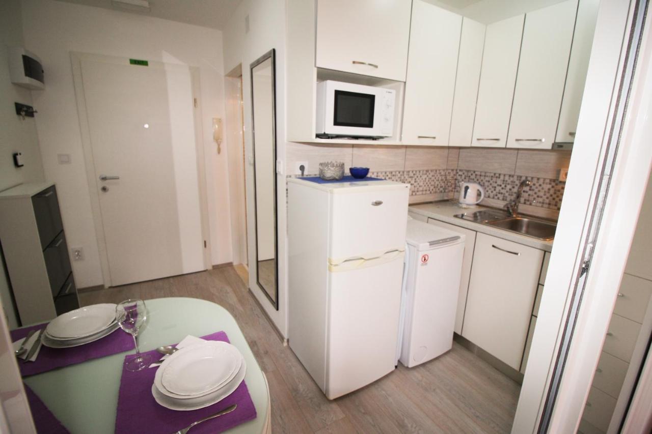 Studio Apartman Ana Split Exterior foto
